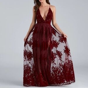 NEW Windsor Velvet/Burgundy Dress